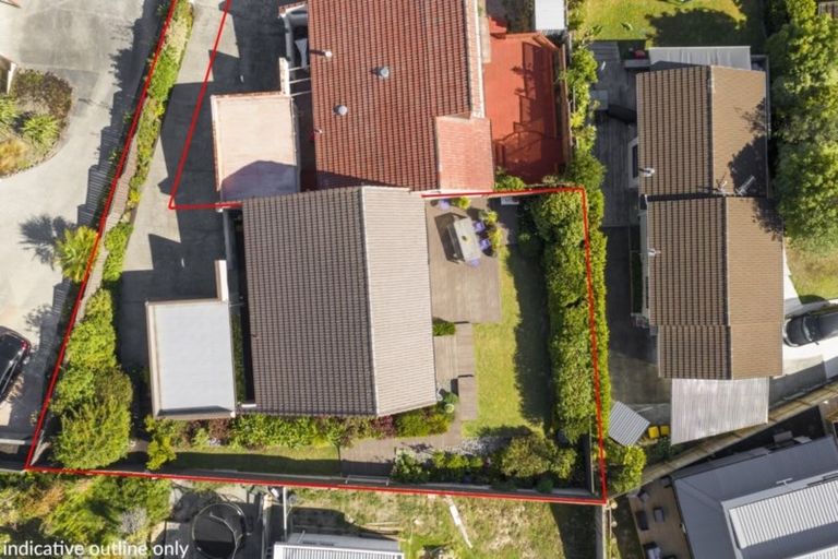 Photo of property in 49b Shanaway Rise, Hillcrest, Auckland, 0627