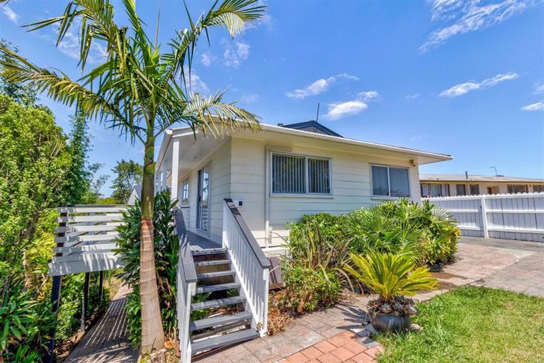 Photo of property in 88 Hillcrest Road, Papatoetoe, Auckland, 2025