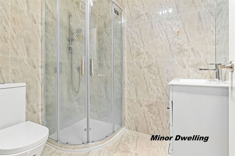 Photo of property in 206c Henderson Valley Road, Henderson, Auckland, 0612