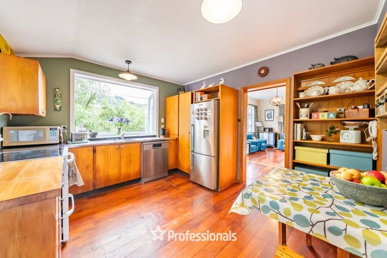 Photo of property in 23 Cornford Street, Karori, Wellington, 6012