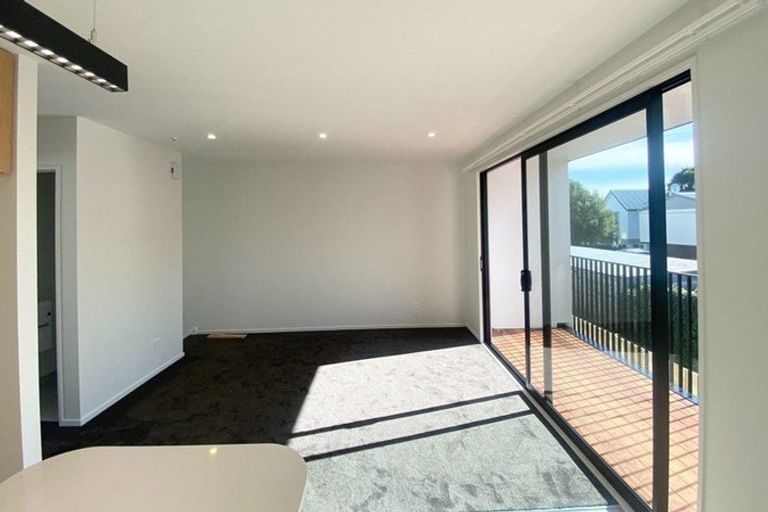 Photo of property in 1/55 Mathesons Road, Phillipstown, Christchurch, 8011