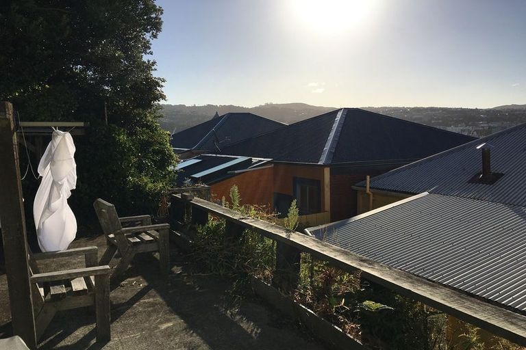 Photo of property in 7 Mcintyre Avenue, Mount Victoria, Wellington, 6011