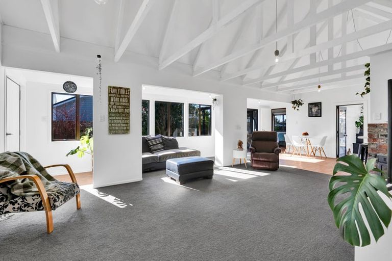 Photo of property in 73 Rewa Street, Inglewood, 4330