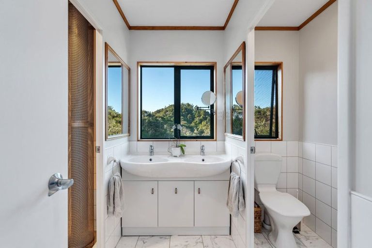 Photo of property in 1559 Pataua Road North, Pataua North, Whangarei, 0175