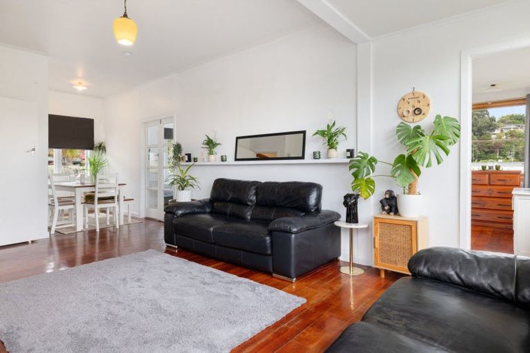 Photo of property in 6a Waikareao Way, Brookfield, Tauranga, 3110