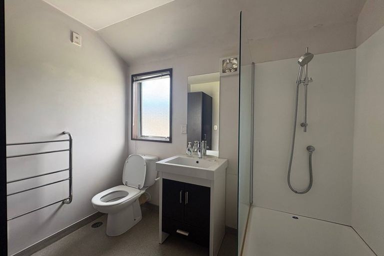 Photo of property in 8e Finlay Terrace, Mount Cook, Wellington, 6021