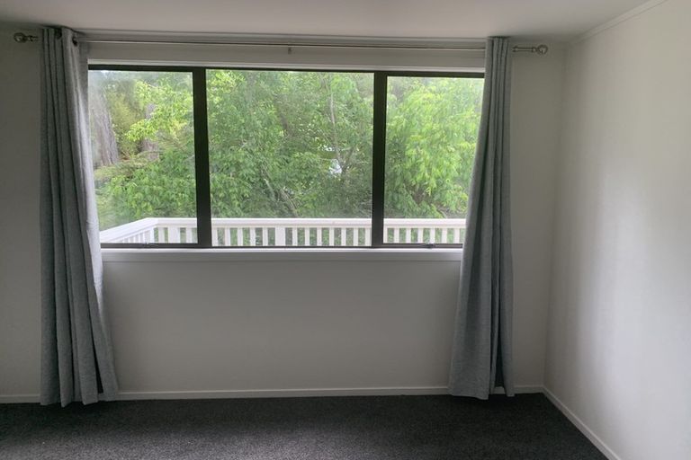 Photo of property in 26 Lauderdale Road, Birkdale, Auckland, 0626