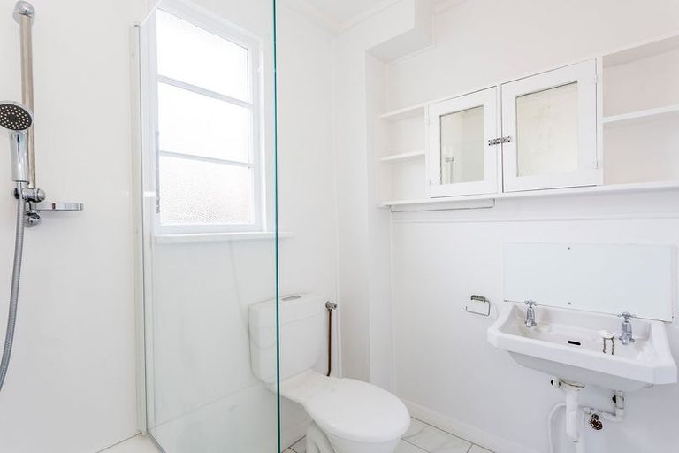 Photo of property in 1/13 Prince Albert Road, Saint Kilda, Dunedin, 9012