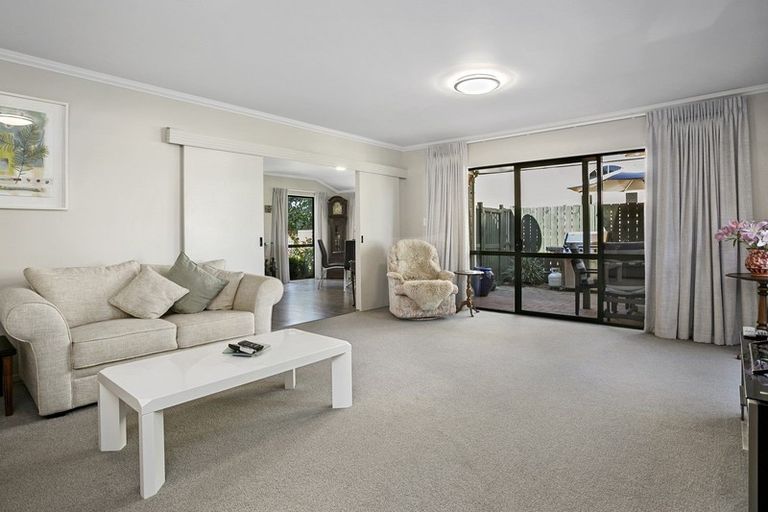 Photo of property in 24 Taylor Street, Cambridge, 3434