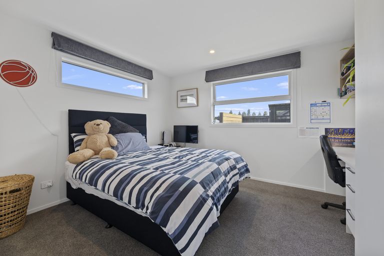 Photo of property in 28 Armadale Street, Mosgiel, 9024