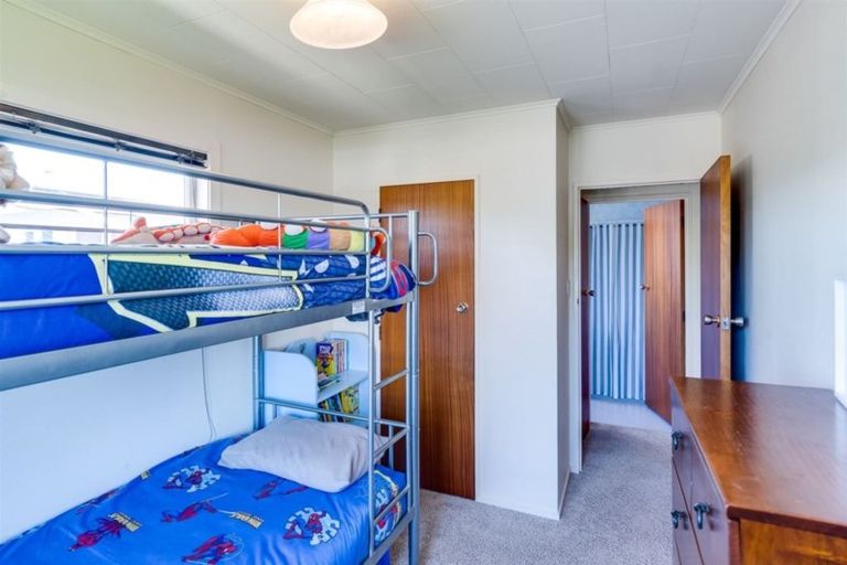 Photo of property in 29 Meeanee Road, Taradale, Napier, 4112