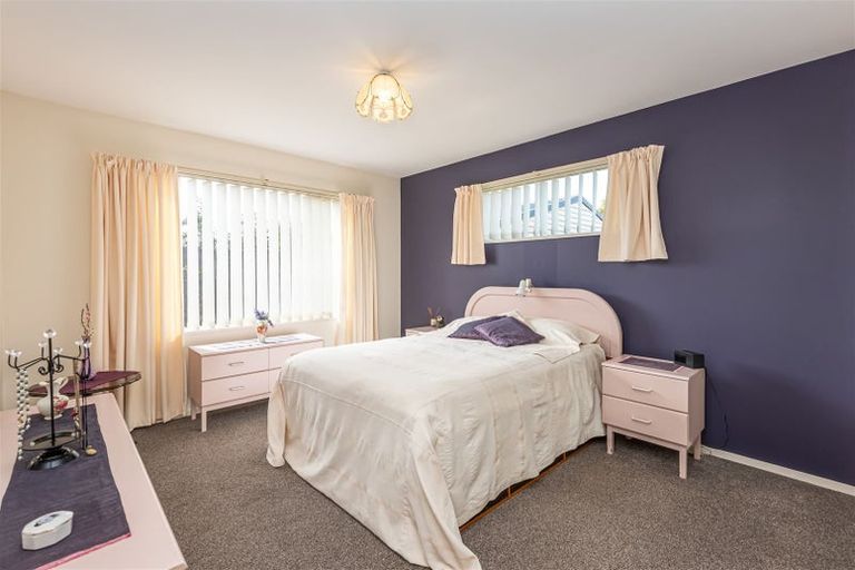 Photo of property in 15 Mcleish Lane, Spreydon, Christchurch, 8024