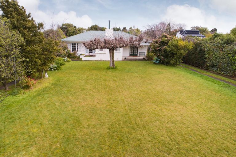 Photo of property in 94 Roy Street, Palmerston North, 4410