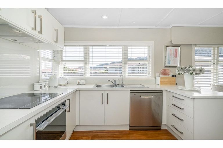 Photo of property in 203 Moanataiari Street, Thames, 3500