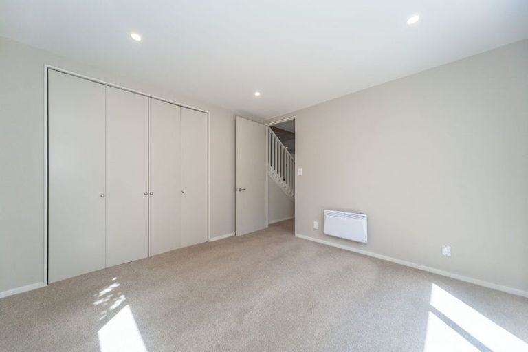 Photo of property in 7a Shortland Street, Khandallah, Wellington, 6035