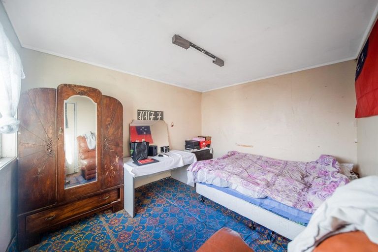 Photo of property in 74 Bader Drive, Mangere, Auckland, 2022