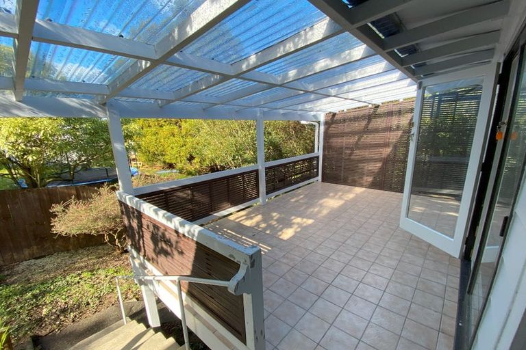 Photo of property in 1/6 Makora Road, Massey, Auckland, 0614