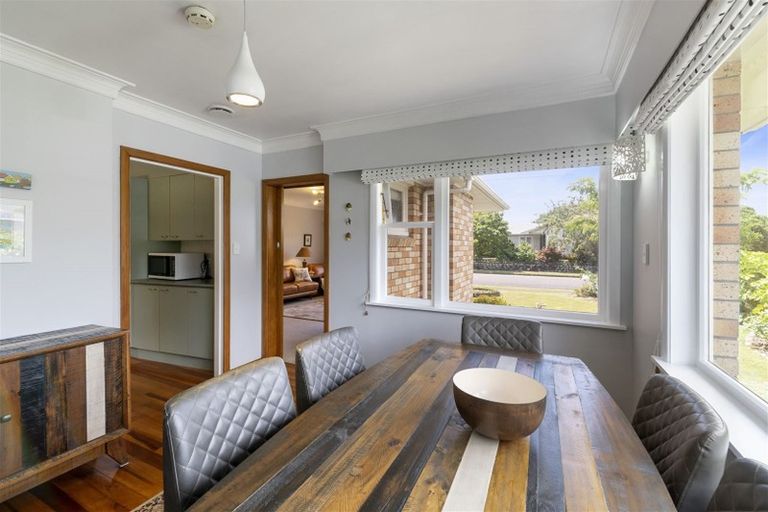 Photo of property in 26 Highbury Drive, Levin, 5510