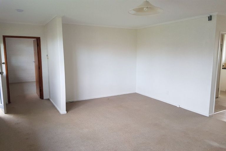 Photo of property in 1/52 Landscape Road, Papatoetoe, Auckland, 2025