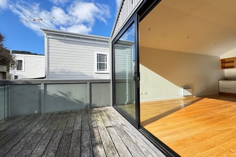 Photo of property in 3 Armour Avenue, Mount Victoria, Wellington, 6011