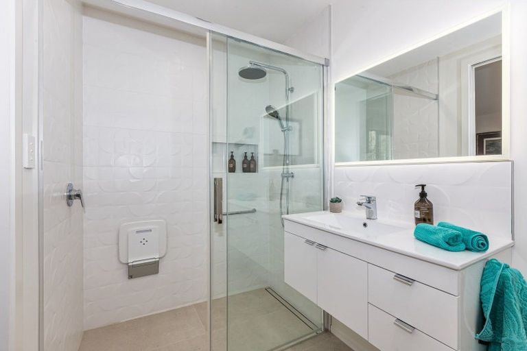 Photo of property in 80 Waipunahau Road, Waikanae, 5036