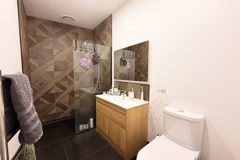 Photo of property in 7 Parawera Drive, Acacia Bay, Taupo, 3330
