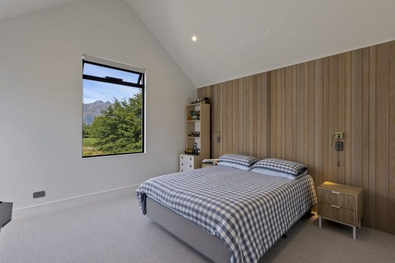 Photo of property in 29 Settlers Way, Arrowtown, 9371