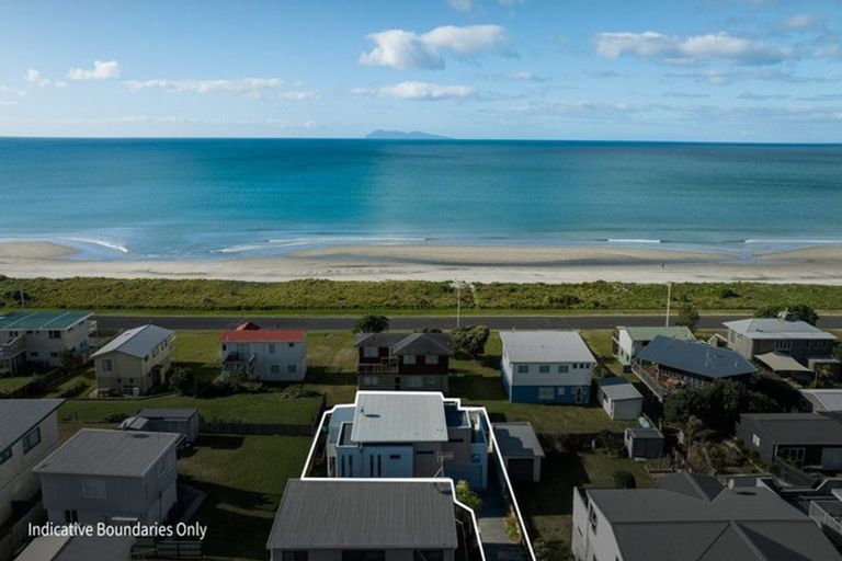 Photo of property in 273a Seaforth Road, Waihi Beach, 3611