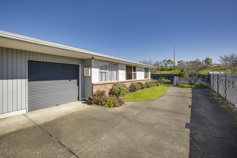 Photo of property in 2/80 Clarence Cox Crescent, Pirimai, Napier, 4112