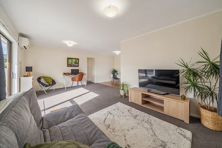 Photo of property in 3/264a Fergusson Drive, Heretaunga, Upper Hutt, 5018