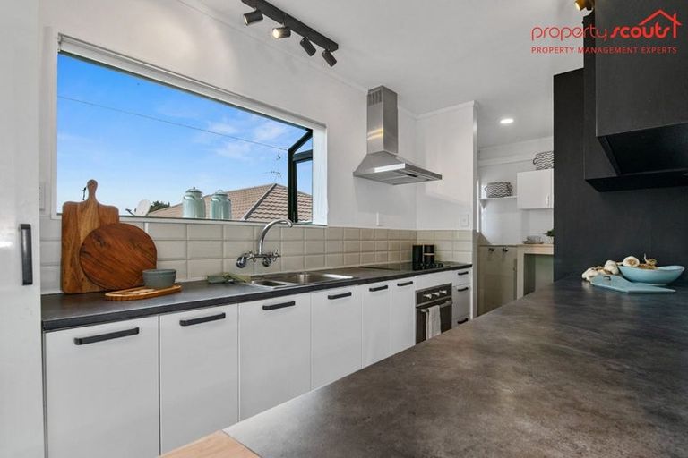 Photo of property in 7 Titiro Way, Welcome Bay, Tauranga, 3112