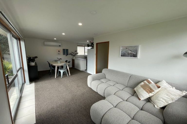 Photo of property in 4/50 Paynters Avenue, Strandon, New Plymouth, 4312