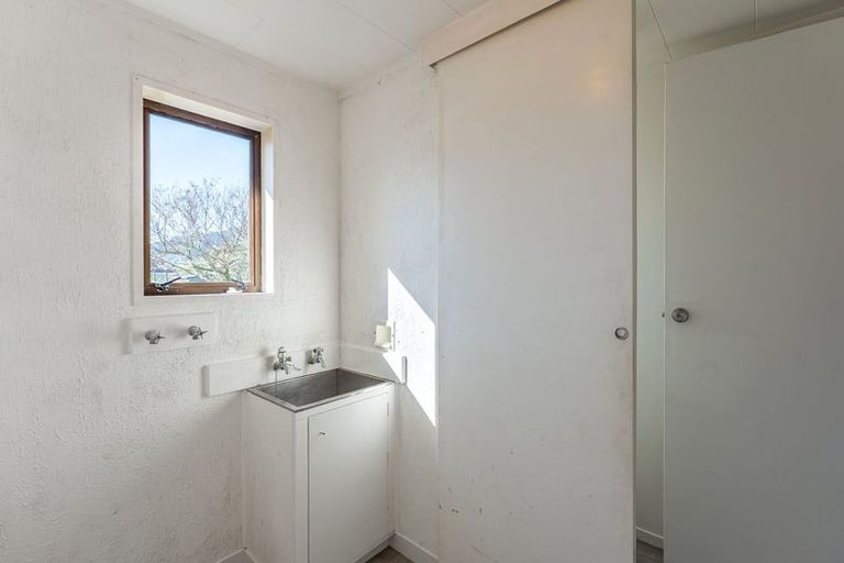 Photo of property in 8 Andrew Street, Waikanae, 5036