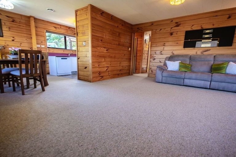 Photo of property in 121 Marsden Road, Greymouth, 7805