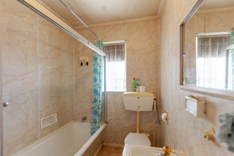 Photo of property in 1208 Norfolk Crescent, Mayfair, Hastings, 4122