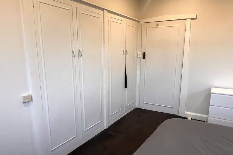 Photo of property in 155 Weston Road, St Albans, Christchurch, 8052