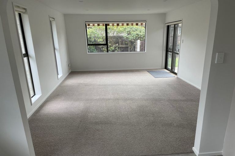 Photo of property in 367 Sawyers Arms Road, Harewood, Christchurch, 8051