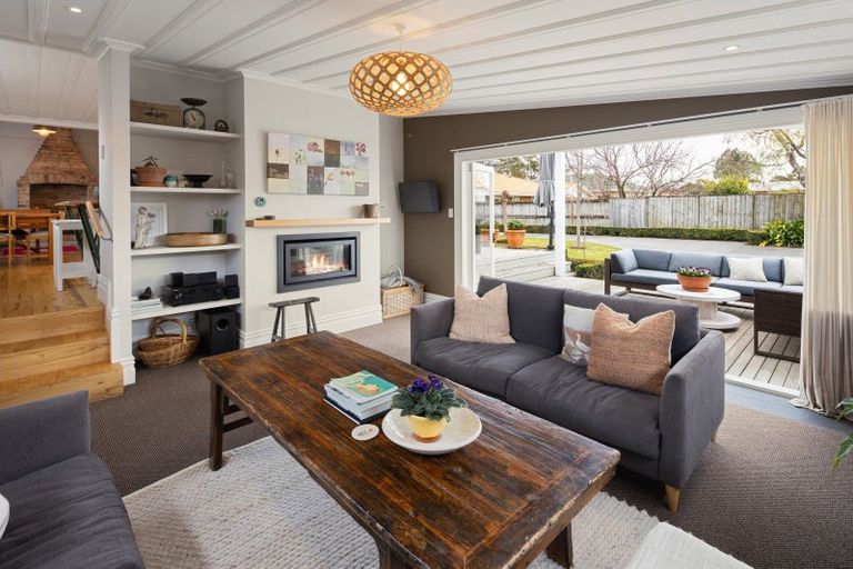 Photo of property in 152 Williams Street, Cambridge, 3434