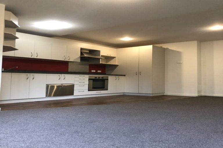 Photo of property in 1/30 Mathesons Road, Phillipstown, Christchurch, 8011