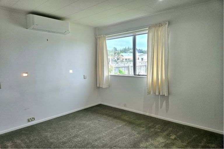 Photo of property in 21 Kuparu Place, Ruakaka, 0116