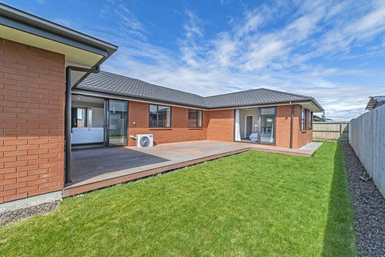 Photo of property in 17 Exeter Lane, Rolleston, 7614