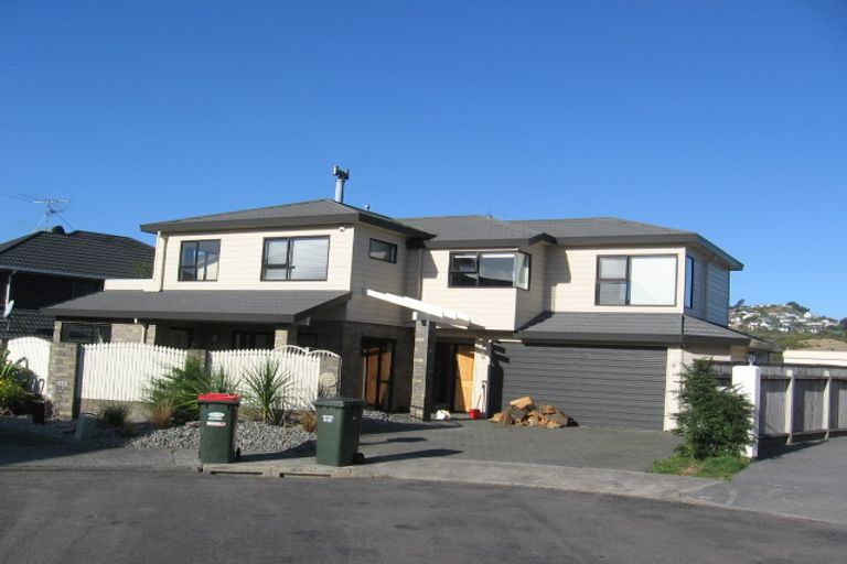 Photo of property in 6 Ashfield Grove, Churton Park, Wellington, 6037