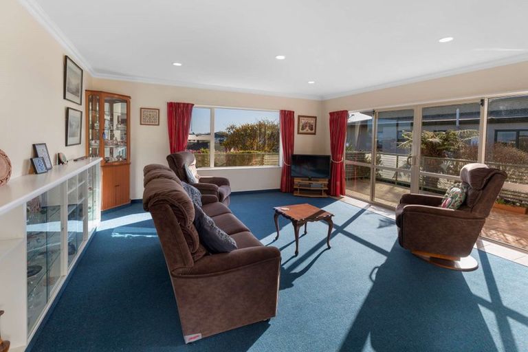 Photo of property in 8 Titter Place, Springvale, Whanganui, 4501