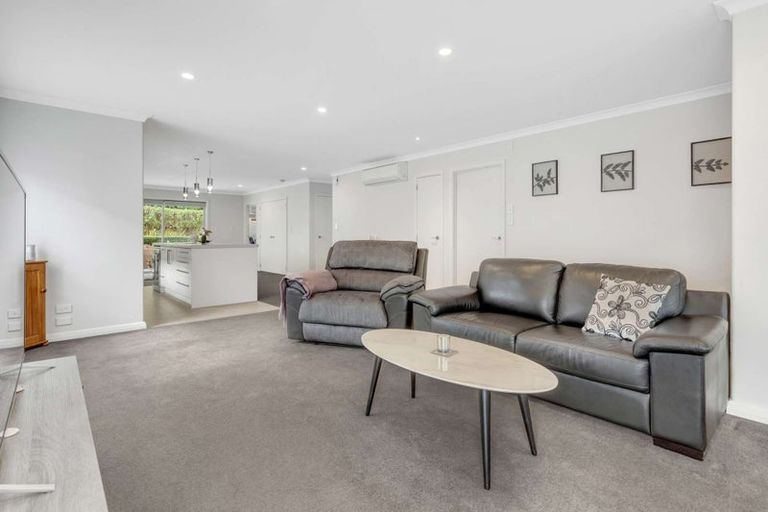 Photo of property in 10 Furl Close, Pyes Pa, Tauranga, 3112
