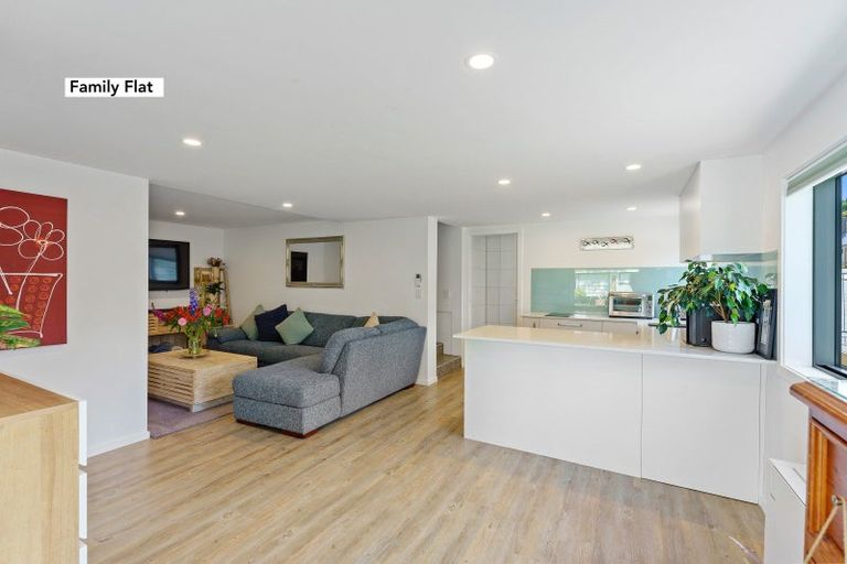 Photo of property in 4 Tahi Road, Paraparaumu Beach, Paraparaumu, 5032