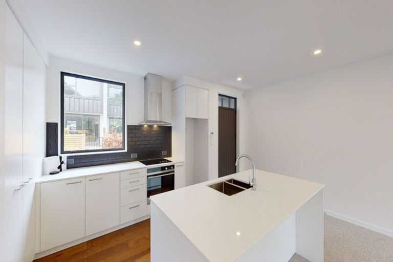 Photo of property in 55 Rua Kai Way, Brooklyn, Wellington, 6021