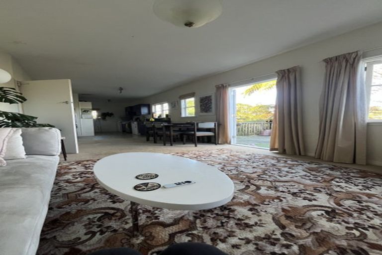 Photo of property in 25 Pembroke Road, Northland, Wellington, 6012