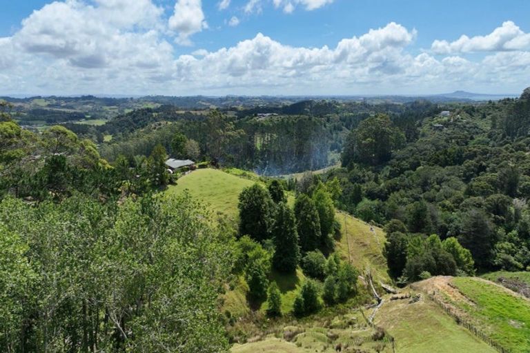 Photo of property in 180 Ara-kotinga, Whitford, Manurewa, 2576