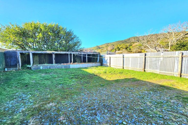 Photo of property in 11 Thompson Street, Greymouth, 7805