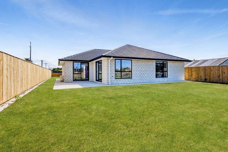 Photo of property in 130c Manawapou Road, Hawera, 4610